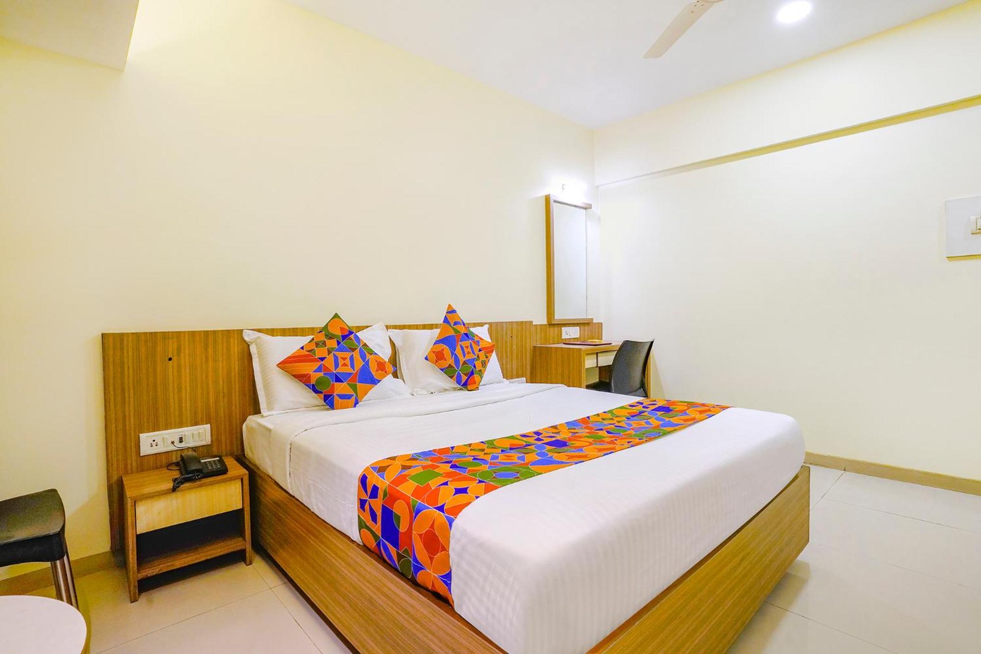 Hotel Kuber By WB Inn Navi Mumbai Exterior foto