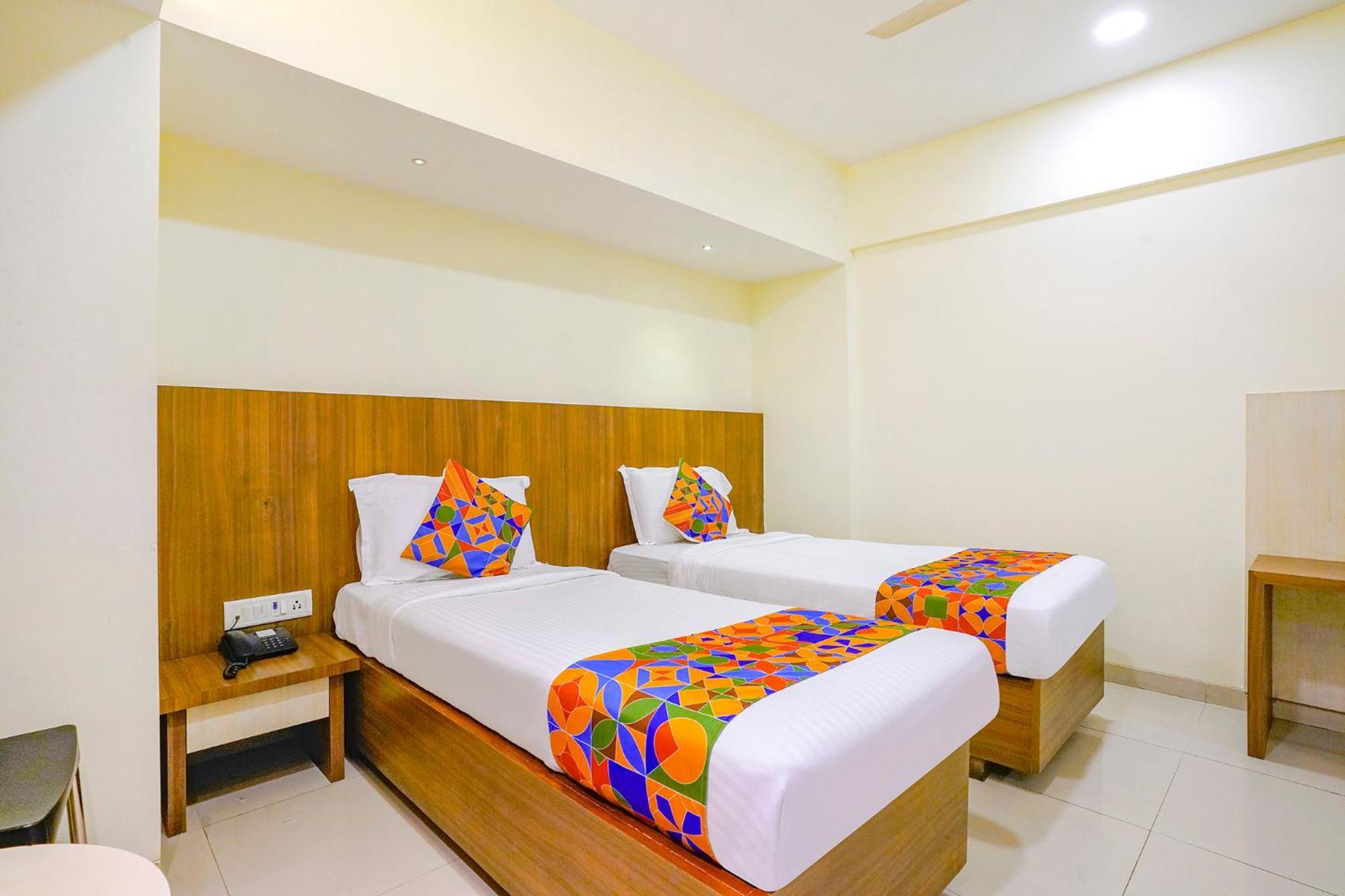 Hotel Kuber By WB Inn Navi Mumbai Exterior foto