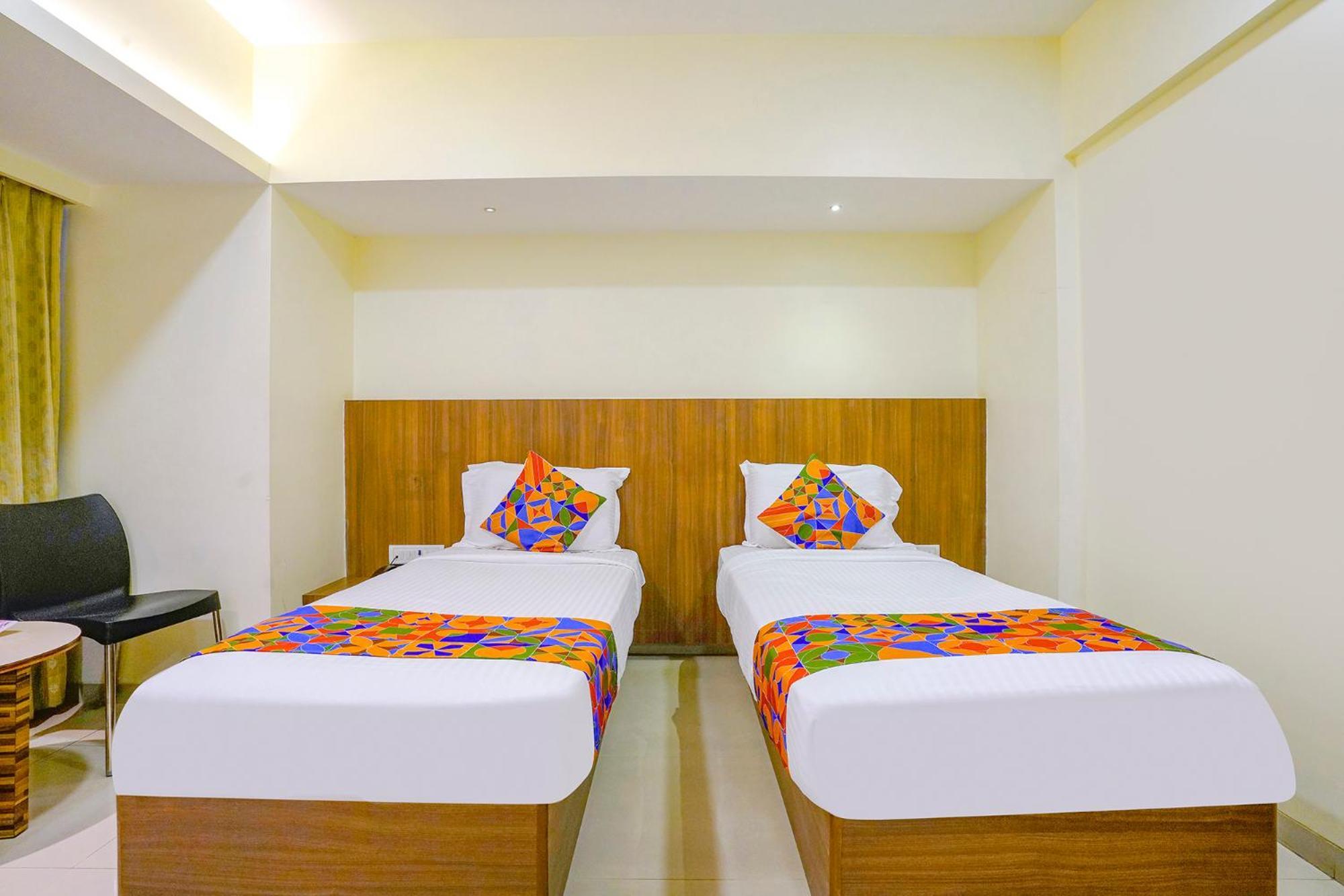 Hotel Kuber By WB Inn Navi Mumbai Exterior foto